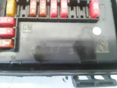 Gebrauchtes Autoersatzteil relais sicherungskasten multifunktionsrelais zum opel astra j lim. selective oem-iam-referenzen   