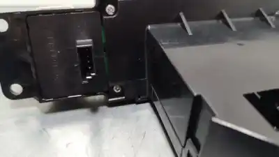 Автозапчасти б/у выключатель левого переднего окна за land rover range rover (lm) td6 hse ссылки oem iam   