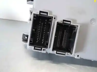 Pièce détachée automobile d'occasion BOÎTES À FUSIBLES pour PEUGEOT BIPPER TEPEE  Références OEM IAM 01368890080  