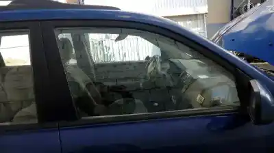 Peça sobressalente para automóvel em segunda mão porta dianteira direita por hyundai tucson (jm) 2.0 comfor 4x4 referências oem iam 