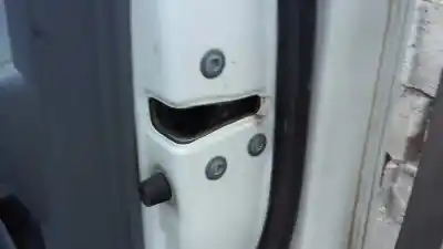 Автозапчастина б/у замок передній праві двері для toyota hilux (kun) double cab sol 4x4 посилання на oem iam 690300k070  