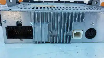 Peça sobressalente para automóvel em segunda mão sistema de áudio / rádio cd por nissan pixo (ua0) 1.0 referências oem iam 281854a01a