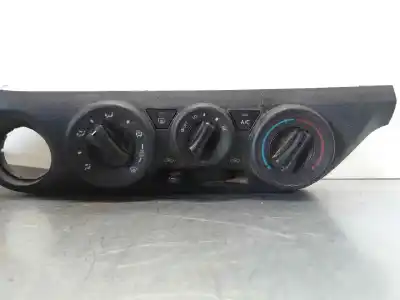 Автозапчастина б/у контроль опалення / кондиціонації для toyota hilux (kun) double cab sol посилання на oem iam   