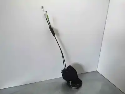 Second-hand car spare part rear left door lock for toyota hilux (kun) double cab sol oem iam references 