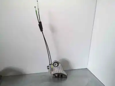 Автозапчастина б/у замок заднього правого дверя для toyota hilux (kun) double cab sol посилання на oem iam   