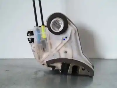 Автозапчастина б/у замок заднього правого дверя для toyota hilux (kun) double cab sol посилання на oem iam   