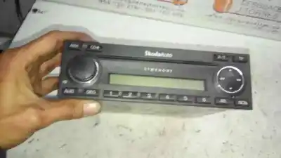 Автозапчасти б/у аудиосистема / радио cd за skoda superb i (3u4) 1.9 tdi ссылки oem iam 1u0035156c  skzaz4b 0322984