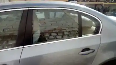 Pezzo di ricambio per auto di seconda mano porta posteriore sinistra per bmw 5 (e60) 520 i riferimenti oem iam 41527202341