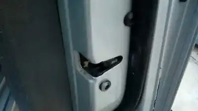 Автозапчасти б/у замок передней правой двери за volkswagen caddy ka/kb (2k) kombi ссылки oem iam  Автозапчасти б/у замок передней правой двери за volkswagen caddy ka/kb (2k) kombi ссылки oem iam