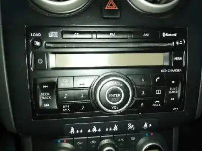 Peça sobressalente para automóvel em segunda mão sistema de áudio / rádio cd por nissan qashqai (j10) acenta 4x4 referências oem iam 28185 jdya