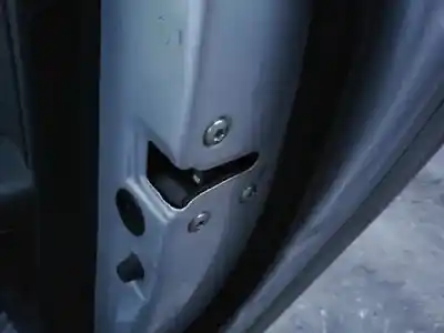 Peça sobressalente para automóvel em segunda mão fechadura da porta traseira direita por hyundai i30 comfort referências oem iam 