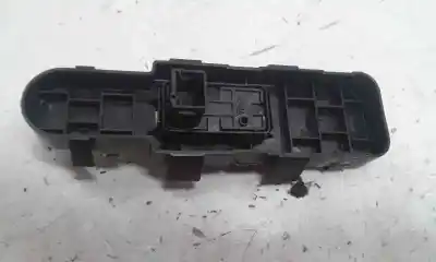 Peça sobressalente para automóvel em segunda mão botão / interruptor elevador vidro dianteiro direito por peugeot 207 sportium 82kw referências oem iam 