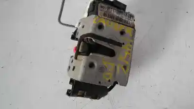 Second-hand car spare part front right door lock for dodge caliber s oem iam references 04589416ag  p04589416aec