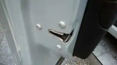 Second-hand car spare part left front door lock for cadillac bls business oem iam references 