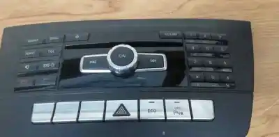 Pièce détachée automobile d'occasion SYSTÈME AUDIO / RADIOCD pour MERCEDES-BENZ CLASE C (W204) FAMILIAR  Références OEM IAM A 204 905 87 01  03428207101