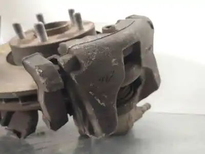 Second-hand car spare part front right knuckle for land rover freelander (lr2) td4 e oem iam references 