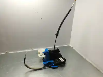 Second-hand car spare part rear right door lock for kia cee´d x-tech oem iam references   