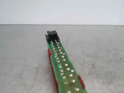 Second-hand car spare part central brake light for bmw serie 7 (e65/e66) 745i oem iam references   