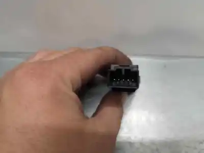 Peça sobressalente para automóvel em segunda mão interruptor 4 piscas - emergência por volvo v40 kinetic 122 cv / 90 kw referências oem iam 