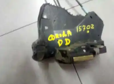 Peça sobressalente para automóvel em segunda mão fechadura da porta dianteira direita por toyota corolla (e12) 1.6 16v referências oem iam 