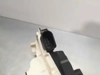 Tweedehands auto-onderdeel deurslot rechts voor voor volkswagen up (121) black up oem iam-referenties 