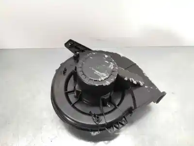 Peça sobressalente para automóvel em segunda mão motor de sofagem por skoda rapid active referências oem iam   