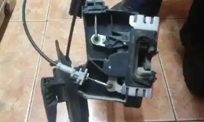 Second-hand car spare part front right door lock for opel corsa c furgoneta/hatchback (x01) 1.7 di 16v (f08, w5l) oem iam references   