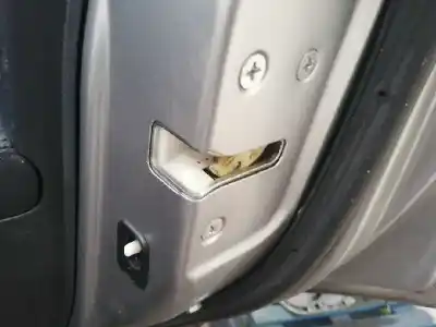 Peça sobressalente para automóvel em segunda mão fechadura da porta traseira direita por honda cr-v (re) innova referências oem iam 