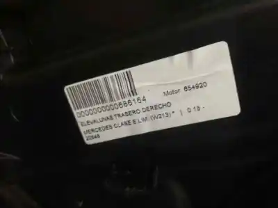Автозапчасти б/у задний правый стеклорегулятор за mercedes-benz clase e lim. (w213) * ссылки oem iam 