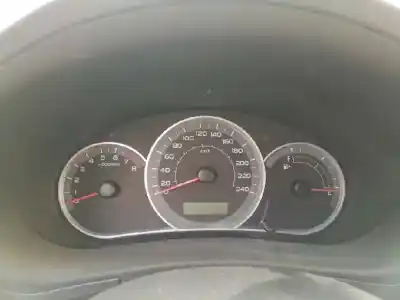 Peça sobressalente para automóvel em segunda mão quadrante por subaru impreza g12 limited 150 cv / 110 kw referências oem iam 850 2fg76