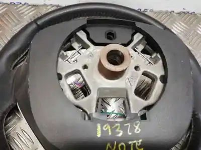 Peça sobressalente para automóvel em segunda mão volante por nissan note (e12) 1.5 dci referências oem iam 484303vw0c  