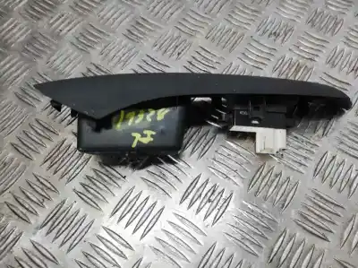 Pezzo di ricambio per auto di seconda mano comandi alzacristalli posteriore sinistro per nissan note (e12) 1.5 dci riferimenti oem iam 