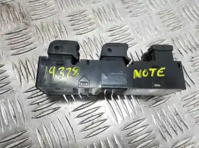 Pezzo di ricambio per auto di seconda mano interruttore alzacristalli anteriore sinistro per nissan note (e12) 1.5 dci riferimenti oem iam 