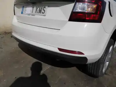 Piesă de schimb auto la mâna a doua bara spate pentru skoda rapid active referințe oem iam 