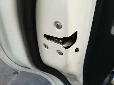 İkinci el araba yedek parçası sol arka kapi kilidi için nissan note (e12) 1.5 dci oem iam referansları   