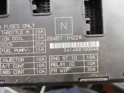 Pièce détachée automobile d'occasion boîtes à fusibles pour nissan note acenta références oem iam 284b7 1hz2a  