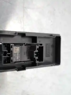 Second-hand car spare part rear right power window switch for skoda rapid active oem iam references   