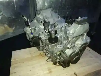 Pezzo di ricambio per auto di seconda mano riduttore per mazda 3 lim. (bl) luxury riferimenti oem iam   