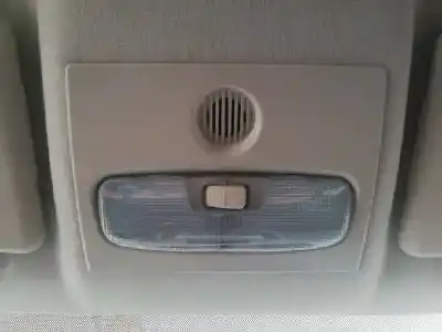 Pezzo di ricambio per auto di seconda mano LUCE INTERNA per FORD FIESTA (CB1)  Riferimenti OEM IAM 1531211  