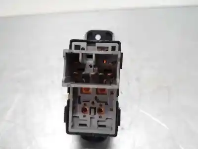 Автозапчасти б/у выключатель переднего правого окна за hyundai i20 ii (gb, ib) 1.2 ссылки oem iam 93580-c8000  