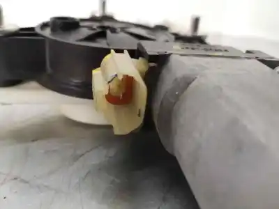 Автозапчасти б/у задний правый стеклорегулятор за hyundai i20 ii (gb, ib) 1.2 ссылки oem iam 