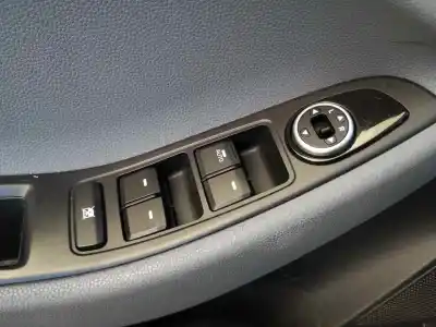 Автозапчасти б/у выключатель левого переднего окна за hyundai i20 ii (gb, ib) 1.2 ссылки oem iam 