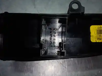Second-hand car spare part fuse box unit for fiat bravo (198) 1.6 16v active multijet (77kw) oem iam references 406626  