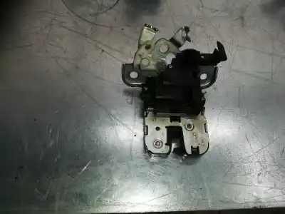 Second-hand car spare part trunk lock for skoda rapid (nh) (07.2012->) 1.6 active [1.6 ltr. - 77 kw tdi dpf] oem iam references 5e0827505