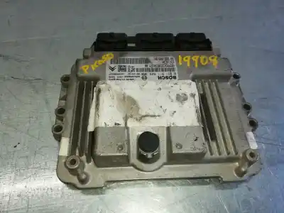 Pièce détachée automobile d'occasion calculateur moteur ecu pour citroen xsara picasso 9hx références oem iam 9653958980