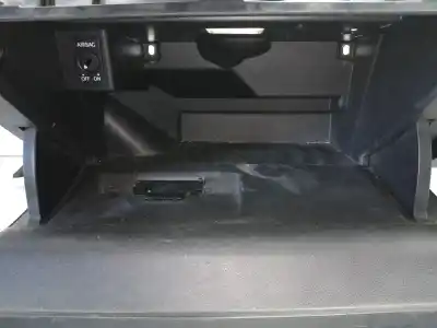 Автозапчастина б/у бардачок для audi a1 (8x) ambition посилання на oem iam 8x1857035b 8x1a14 50492640