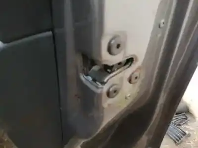 Peça sobressalente para automóvel em segunda mão fechadura da porta dianteira direita por renault captur expression referências oem iam 