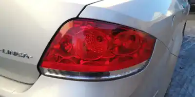 Автозапчасти б/у правый задний фонарь за fiat linea (323_, 110_) 1.3 d multijet (323axb11 323axb1a) ссылки oem iam 