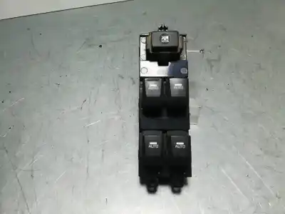 Second-hand car spare part left front power window switch for kia cee´d x-tech oem iam references 93670-a2000  49d490-1000