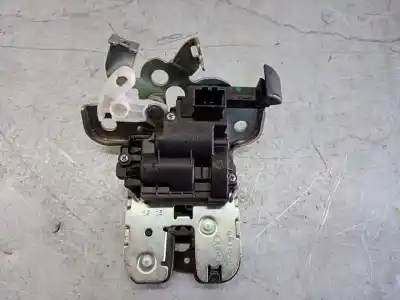 Second-hand car spare part trunk lock for audi a3 (8v) attraction oem iam references 5r0827505